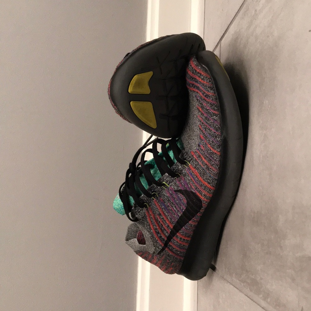 Nike Free RN Flynit